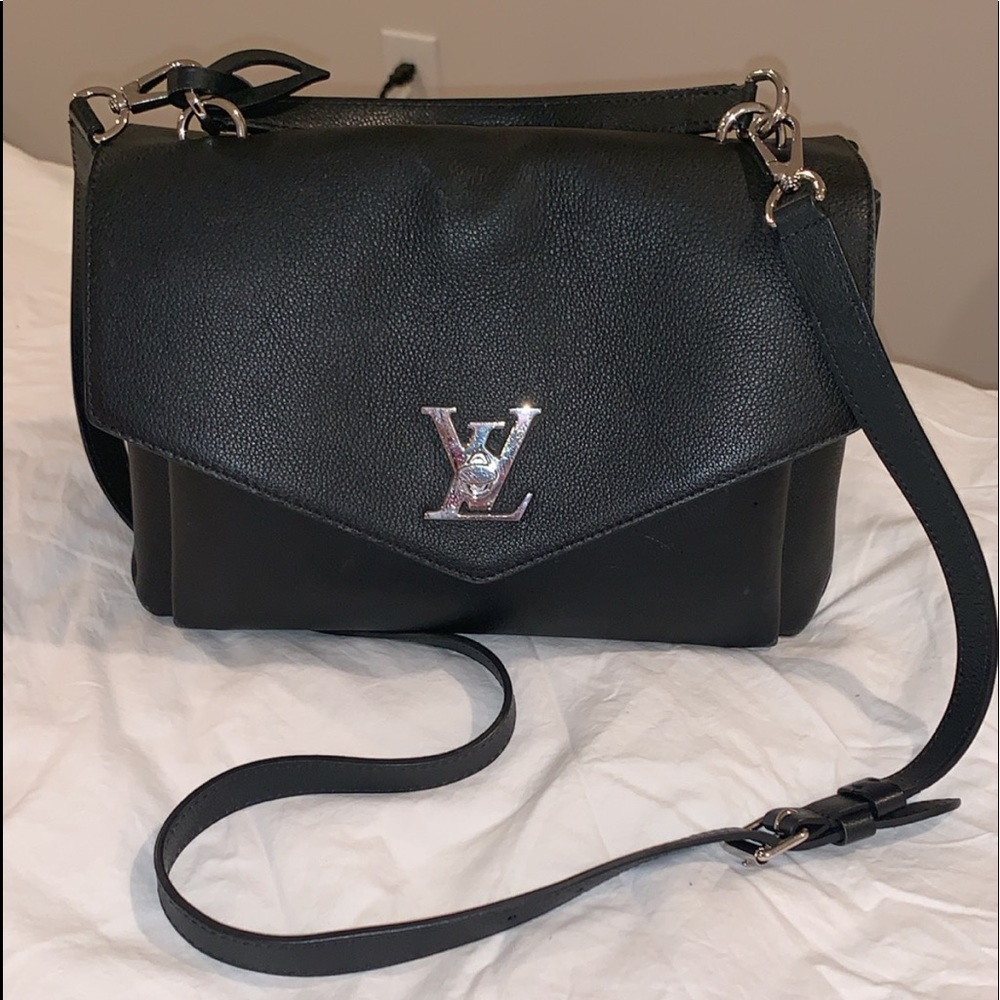 Louis Vuitton MYLOCKME Bag
